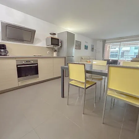 A 100 M Des Plages Rue De Provence Apartment Saint-Raphaël