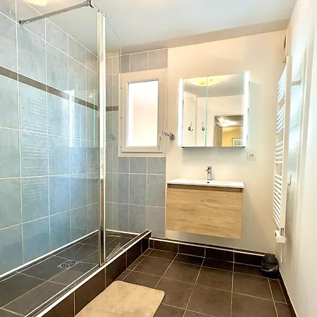 A 100 M Des Plages Rue De Provence Apartman
