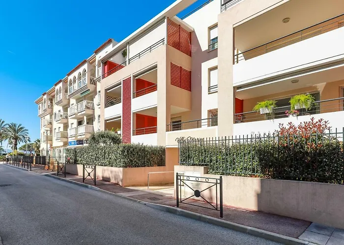 A 100 M Des Plages Rue De Provence Apartmán